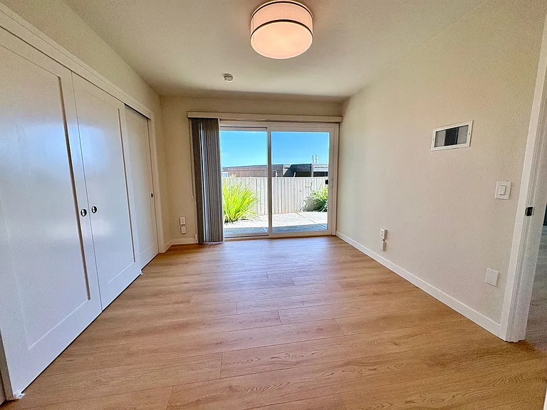 28 Gomez Way #14 — Photo 10