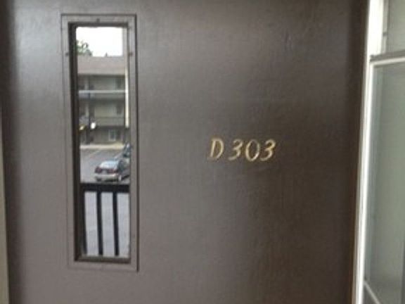 5th image of 520 W Spruce St #D303-527-w