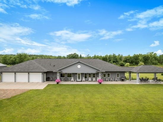 39355 Meadow Lily Ln, Hinckley, MN 55037