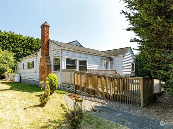 307 S Main Street, Coupeville, WA 98239