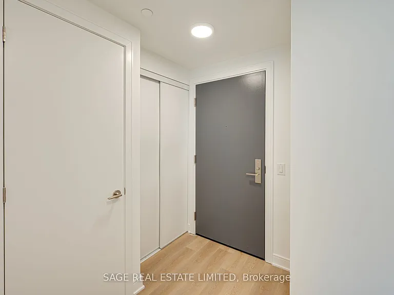 86 Dundas St E #1601 — Photo 4