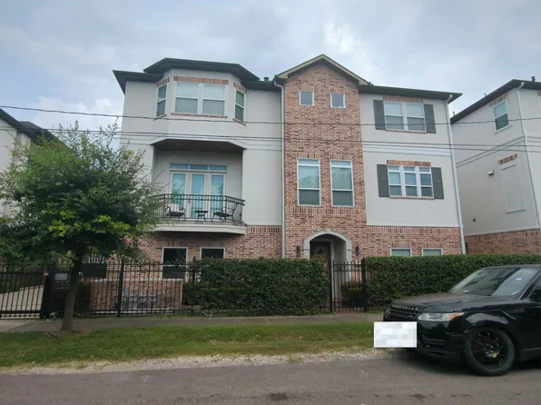 2822 Princeton St, Houston, TX 77009