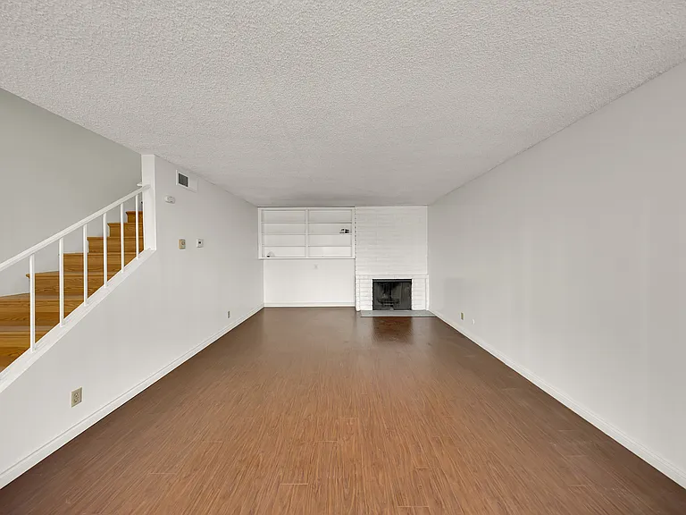850 Arcadia Ave #5 — Photo 8