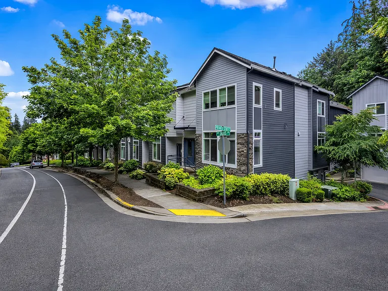 2129 NW Talus Dr — Photo 41