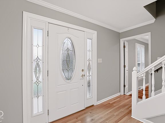 5th image of 242 Hawthorne Dr