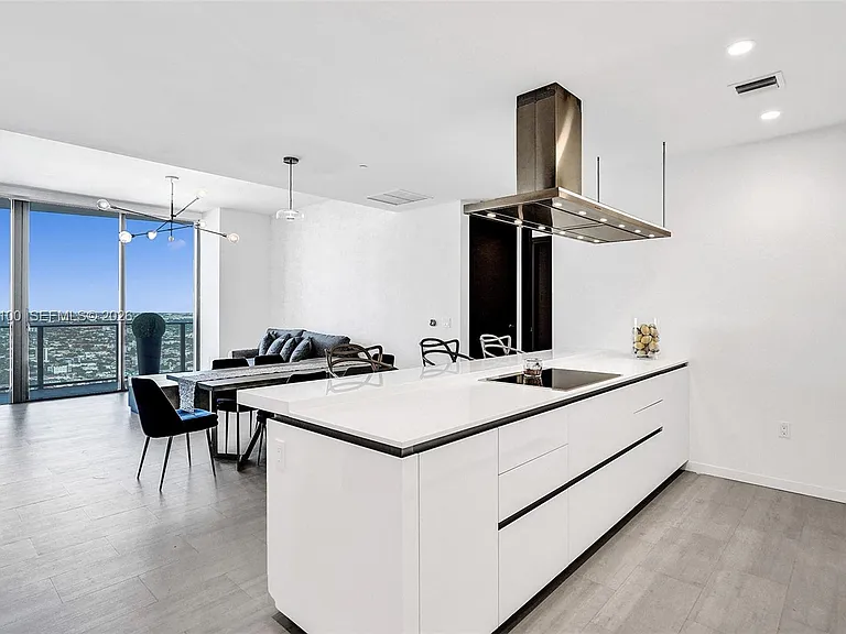 1000 Brickell Plz #Penthouse 5106 — Photo 24
