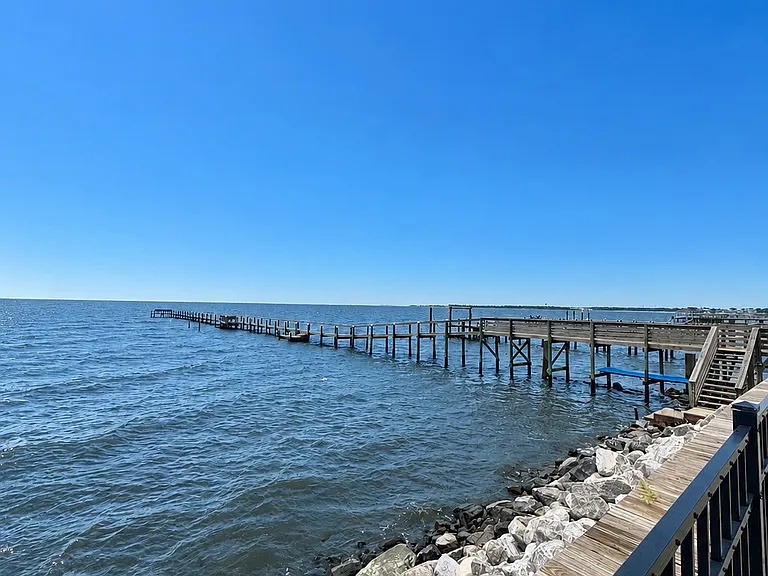825 Bayshore Dr — Photo 21