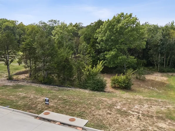 341 Broadmoor Dr, Heath, TX 75032