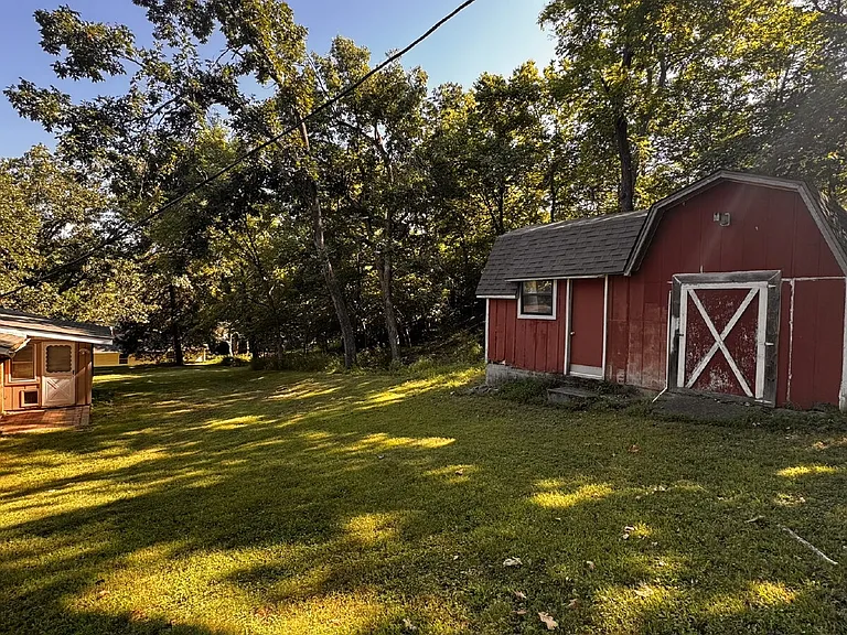 9108 Bluff Dr — Photo 23