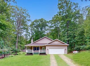 105 Paper Birch N, Tafton, PA 18464