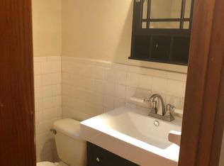 15 Ulenski Dr #B, Albany, NY 12205
