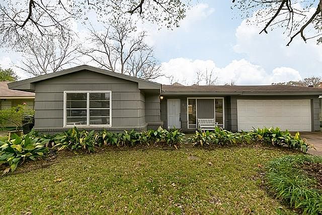 1st image of 10218 Woodwind Dr