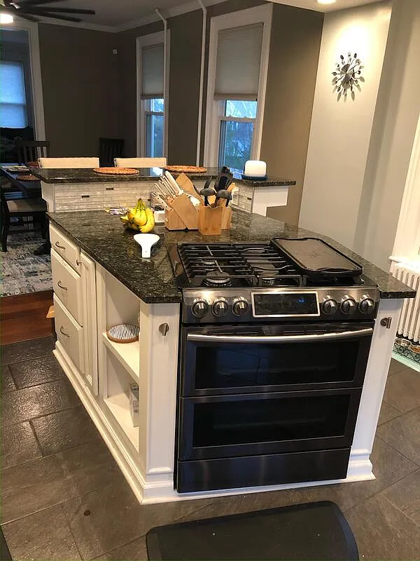 4 bed, 3.0 bath, $3,200 — Photo 4