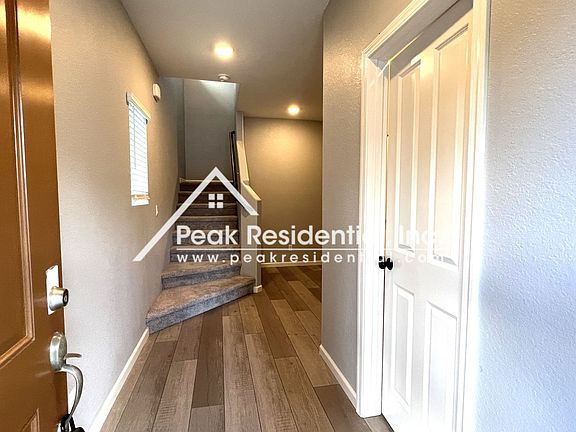 4th image of 3152 Welton Cir
