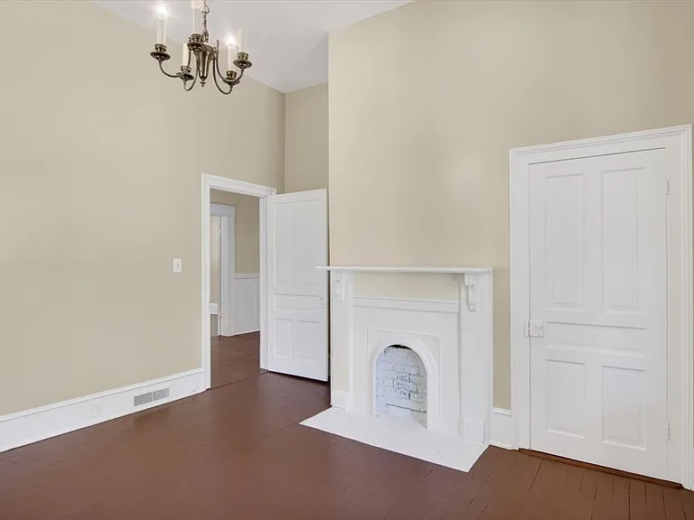 114 Forest Ave — Photo 40