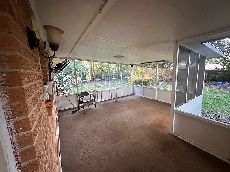 13300 Woodlands St — Photo 8