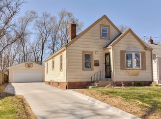 3224 SW 12th St, Des Moines, IA 50315