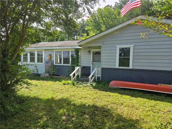 1965 Goodluck Rd, Lancaster, VA 22503