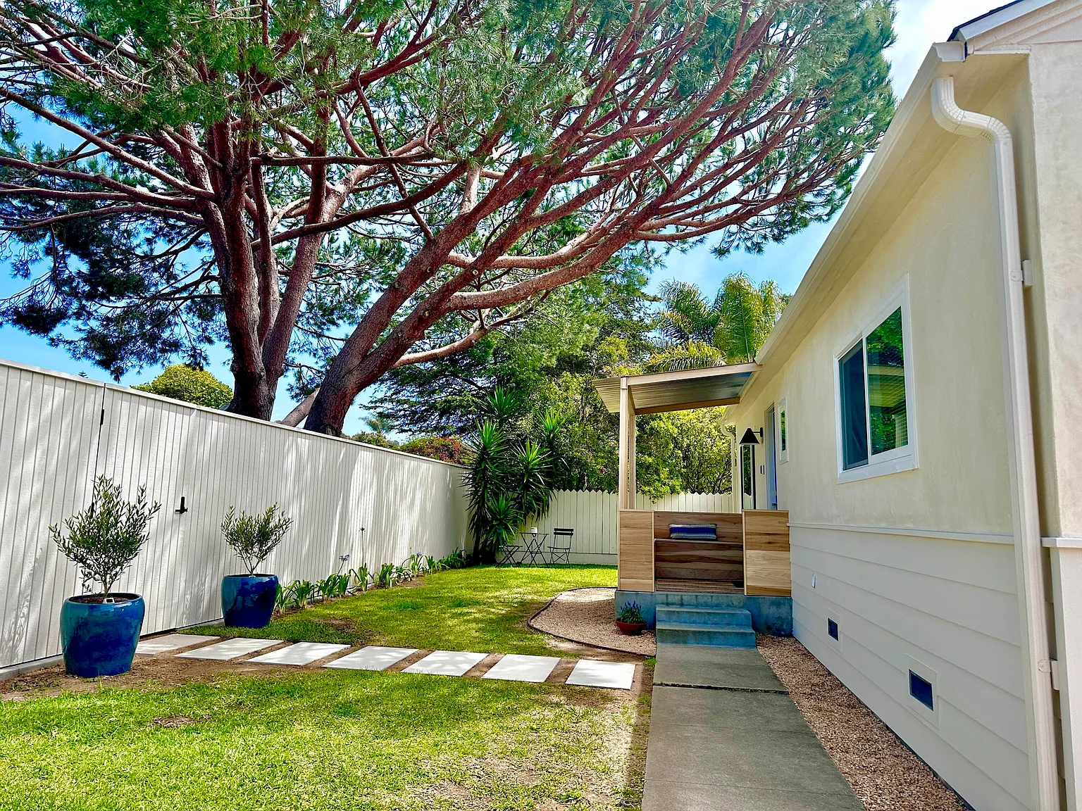3 bed, 1.5 bath, $6,995 — Photo 4