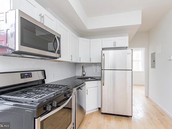 2nd image of 2031 E Susquehanna Ave APT 3
