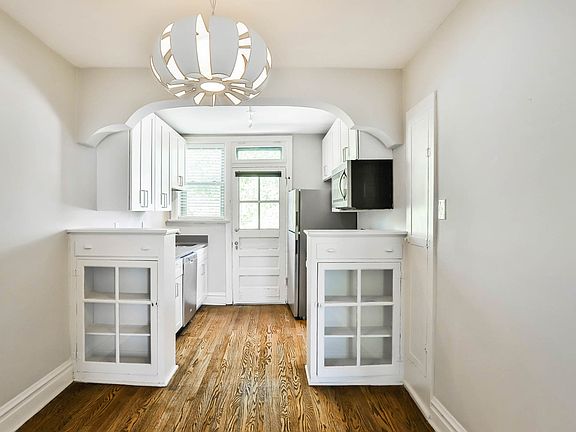 4th image of 3449 Hereford St APT 1S