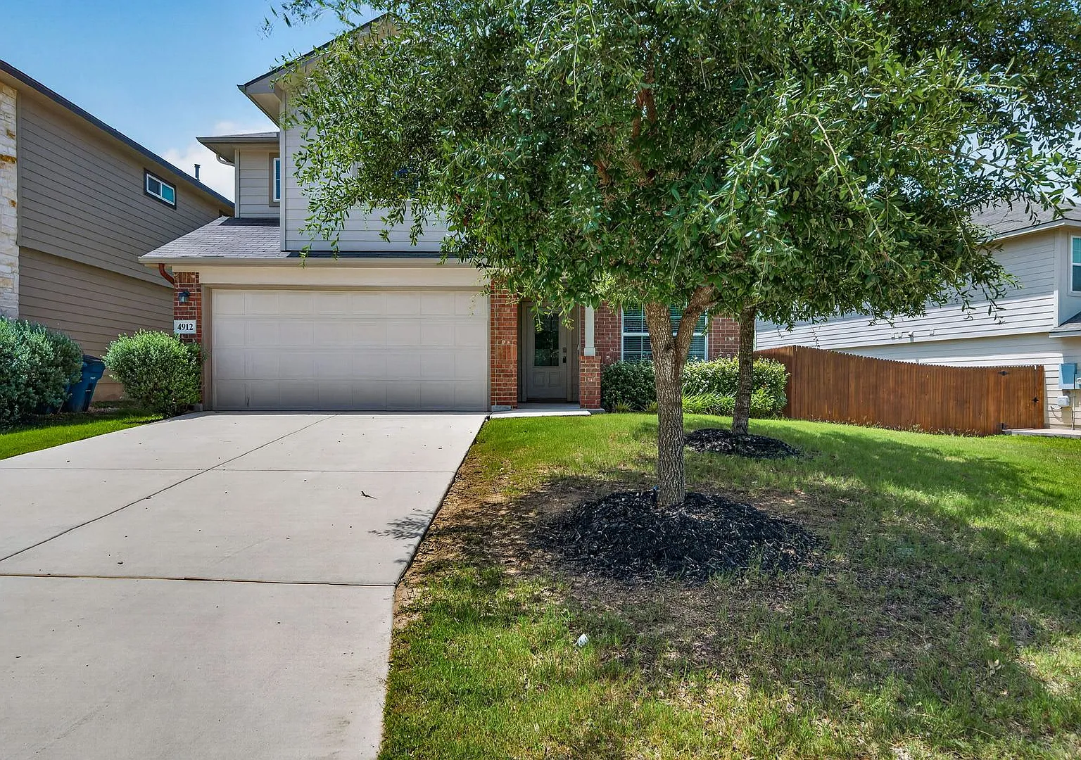 Immaculate 5 Bedroom Home in Langdon Now Available - Realtor Commission: $500 — Photo 1