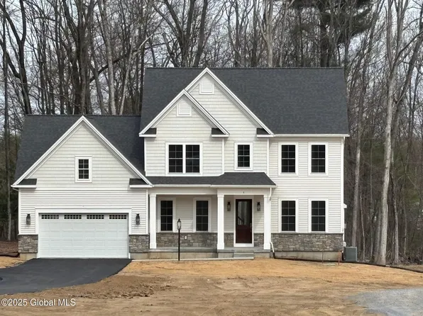 9 Jennifer Lane, Ballston Spa, NY 12020