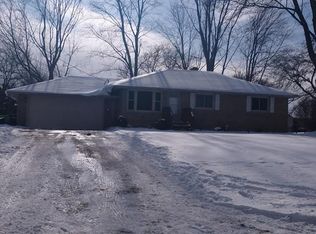 2918 Robert Pkwy, Brunswick, OH 44212