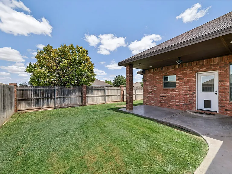 5600 Los Patios Dr — Photo 10