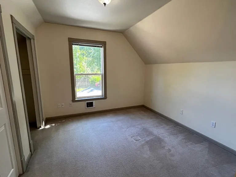 301 Sullivan St — Photo 10