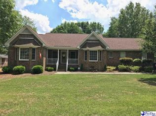 911 Boxwood Ct, Hartsville, SC 29550