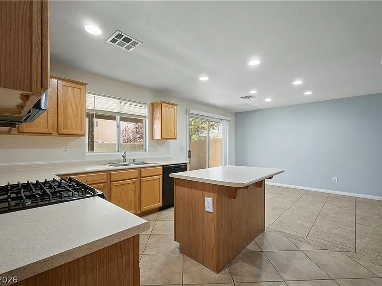 8907 W Torino Ave — Photo 6