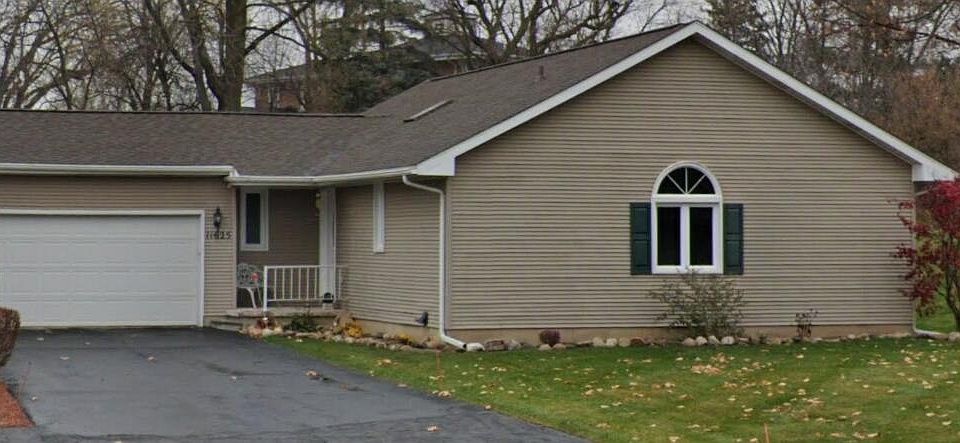 1st image of 11625 Hawthorne Glen Dr