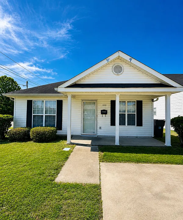 1420 Perry Ave