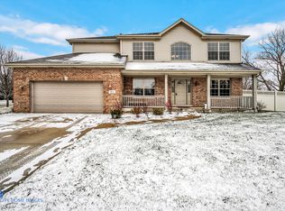 872 Stirrup Ln, New Lenox, IL 60451