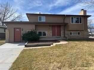 1805 S Saulsbury Ct, Lakewood, CO 80232