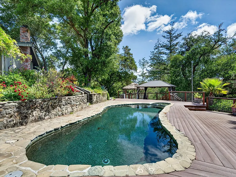 2348 Mill Creek Ln — Photo 23