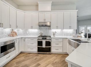 8200 Summerleaf Dr, Arlington, TX 76001