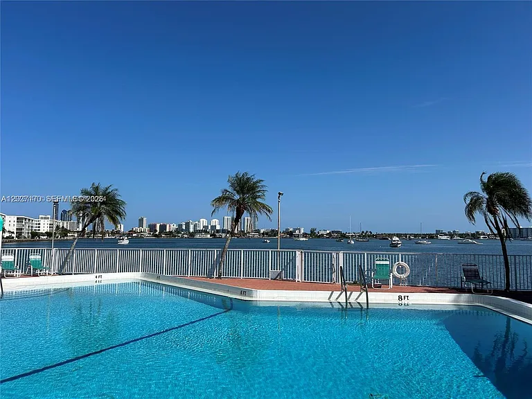 2910 Point East Dr #M609 — Photo 7