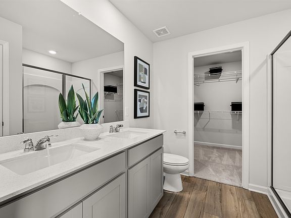 4th image of 2372 Robert Gwynne Dr Lot 79