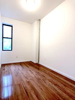 Rented by Compass | media 9