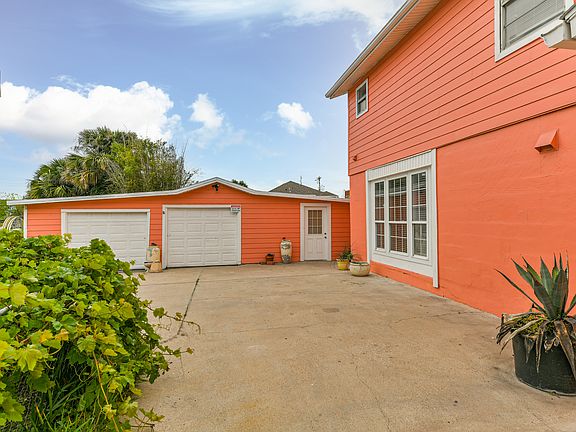 2nd image of 6116 Avenue Q 1/2 Rear 2