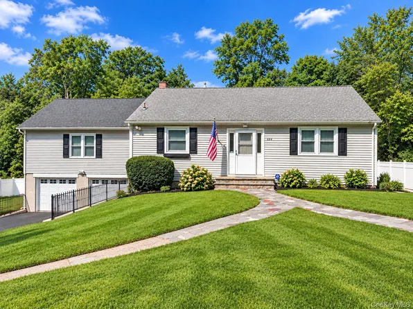 624 Mt View Road, Peekskill, NY 10566