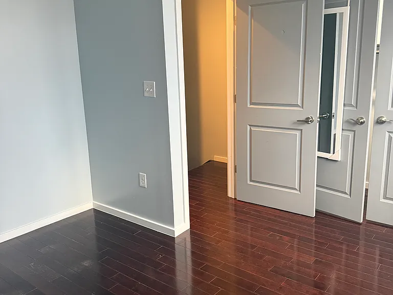 811 N Franklin St #3F — Photo 11