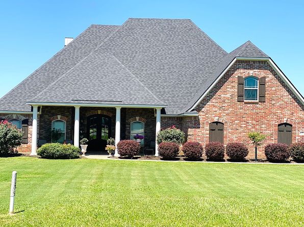373 Hallmark Dr