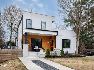 2109 Ridgedale Rd, Atlanta, GA 30317