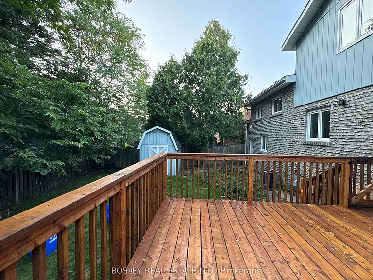 114 Lorne Ave — Photo 39