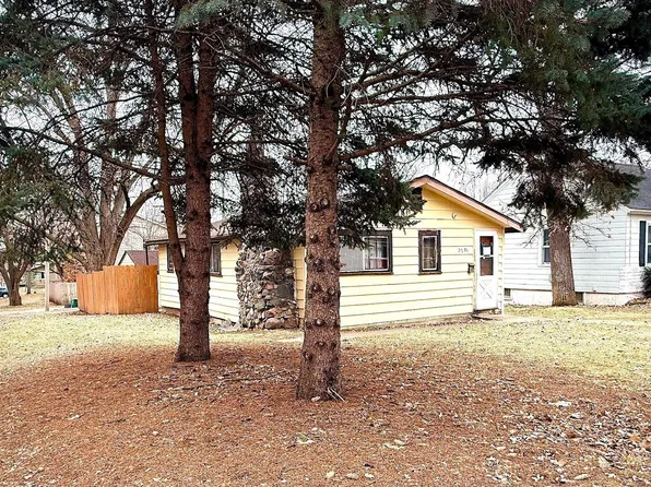 2701 Blackstone Ave S, Saint Louis Park, MN 55416