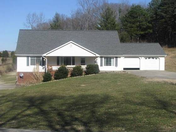 1st image of 210 Lee Shelton Ln
