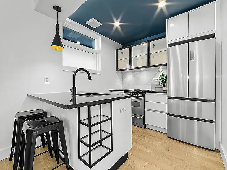 10 Lexington Ave #5G — Photo 6